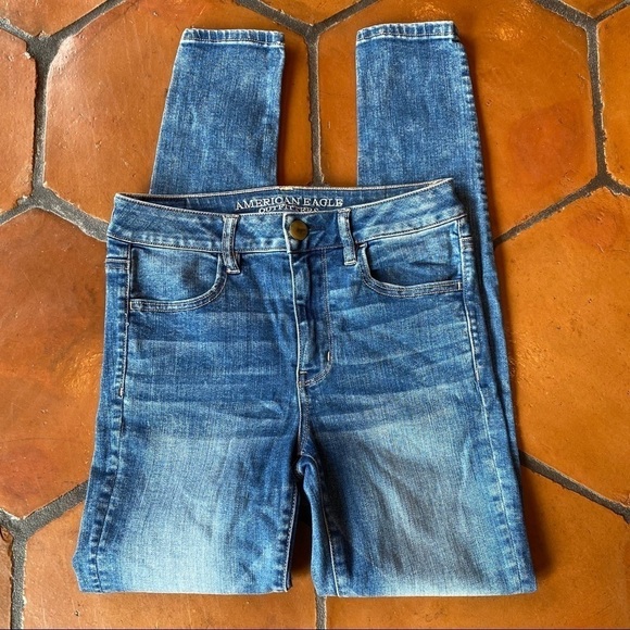 American Eagle Jeans Hi Rise Jegging Women's Size 4 Reg Distressed Super Stretch - Picture 1 of 8